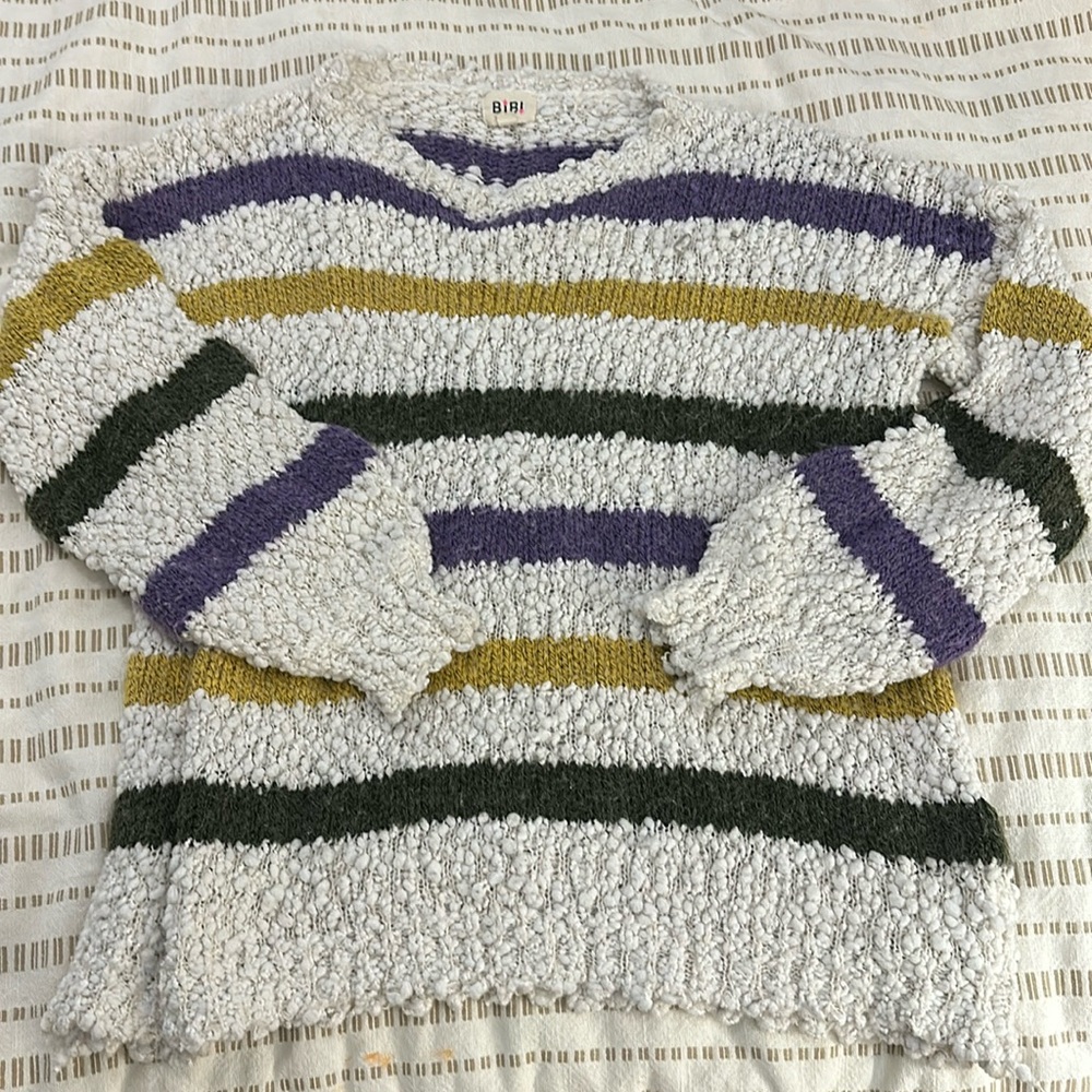 Juniors XL sweater Mardi Gras colors Bibi Brand
